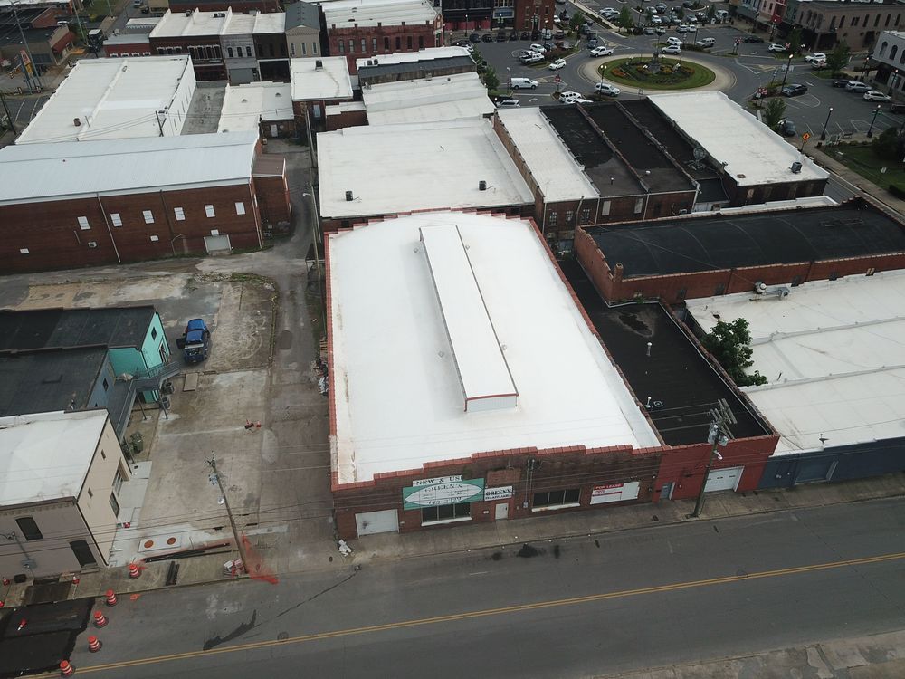 106 E Market St, Lebanon, TN 37087
